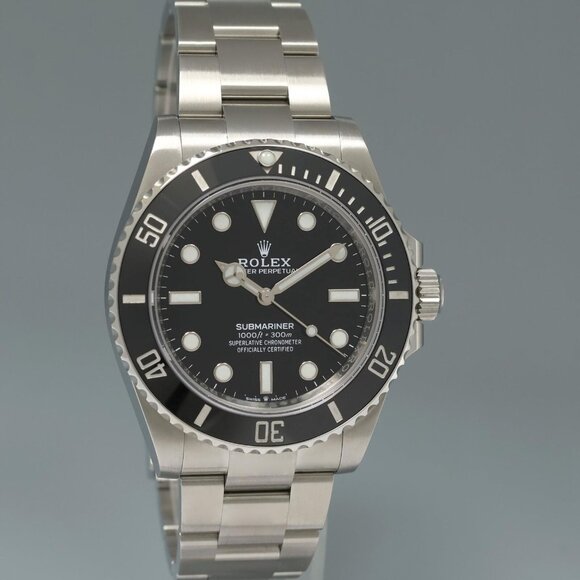 New! Rolex 41mm Submariner With Box and Papers - Picture 6 of 7